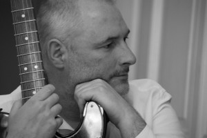 Heinz Hess, vocals - guitar (Septembersong)